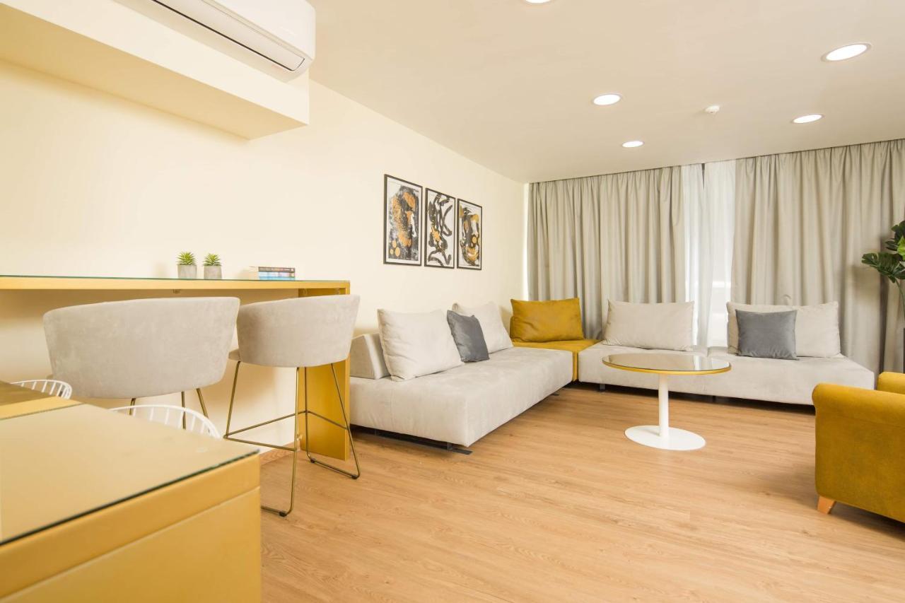 Suites@syngrou-fix Hotel