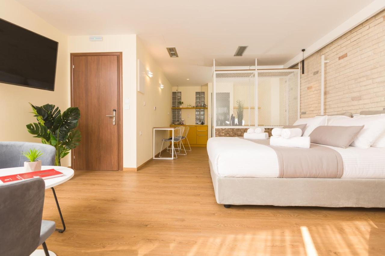 Hotel Suites@syngrou-fix 3*